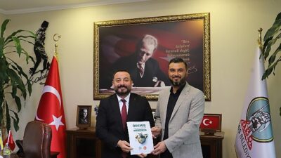 Lider Turan, ” Çiftçilerimizin ileri teknolojiyi kullanmaları üretime güç katacaktır”