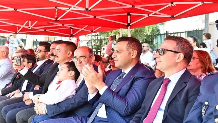 Lider Yıldız, 23 Nisan Coşkusunu Miniklerle Paylaştı