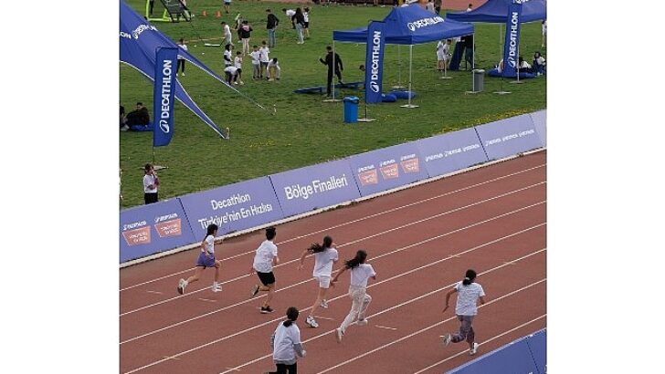 Milyonlarca çocuğu atletizm ile tanıştıran “Decathlon Türkiye’nin En Hızlısı”nda 2025 yarışları başladı
