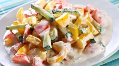 Renkli Biber Salatası
