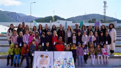 Yuvamız İzmir’in çocukları hem kenti hem hayatı tanıyor