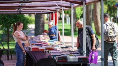 1. Buca Kitap Günleri vatandaşlardan büyük ilgi görüyor