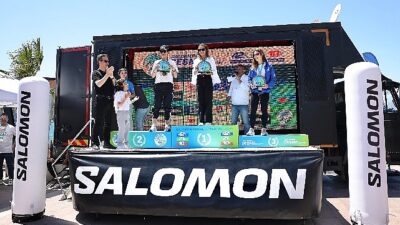 2 bin 606 atlet Salomon Çeşme Maratonu’nda koştu