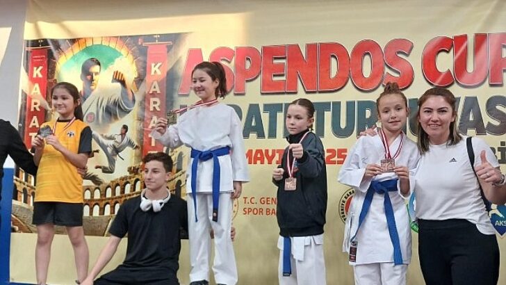 Aliağalı Karateciler Aspendos Cup Karate Turnavası’nda