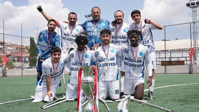 “Bağcılar Belediyesi Ampute Futbol Kadrosu Üstün Lig’e yükseldi”