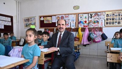 Başkan Altay 3 Farklı Okulda Öğrencilerle Buluştu