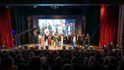 Bedia Muvahhit Tiyatro Ödülleri’nde Manisa Büyükşehir’e Büyük Onur
