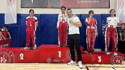 Belediye kick boks sporcularından büyük başarı
