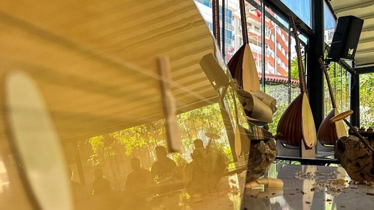 Bornova’da Çalgı Üretim Çalıştayı büyük ilgi gördü