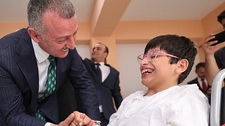 Büyükakın: “Her özel çocuk, her anne-baba bu kentte yalnız değildir”