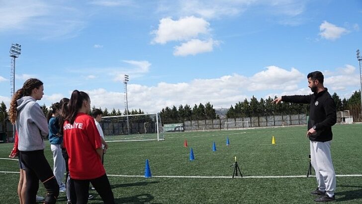 Büyükşehir’den gençlere tam takviye