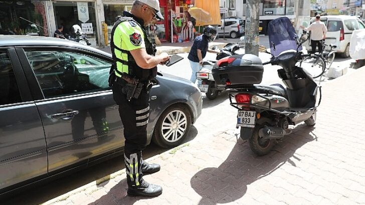 Büyükşehir’den kaldırım işgallerine kontrol