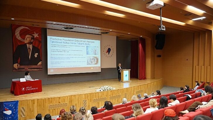 Dijital çağda hemşirelik mesleğinde yeni roller ortaya çıkacak