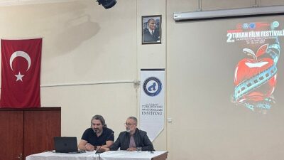 Ege Üniversitesi 2. Uluslararası Turan Film Festivalinde sahne genç yönetmenlerin