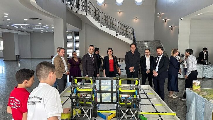 Geleceğin Teknoloji Başkanları Ödüllendirildi