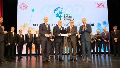 İKÇÜ’ye “Spor Dostu Kampüs” Mükafatı