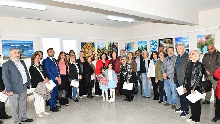 Kaklıç Sanat Akademisi’nin Yıl Sonu Standı Büyük İlgi Gördü