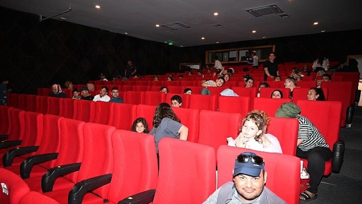 Kemer Belediyesi’nden Engelliler Haftası’na Özel Sinema Aktifliği