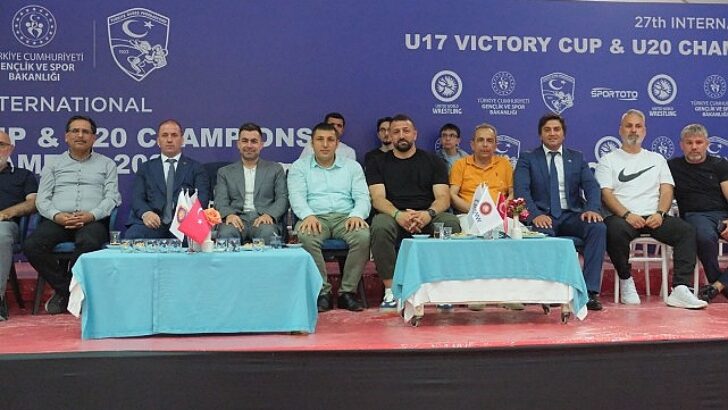 Kemer’de Memleketler arası Güreş Heyecanı