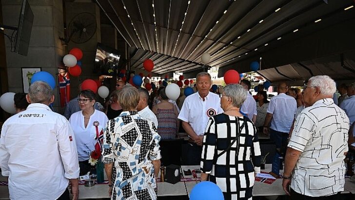 Kemer’de Norveç ulusal bayramı kutlandı