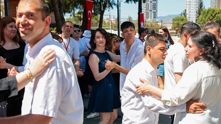 Konak’ta Engelliler Haftası’na manisiz kutlama