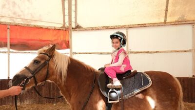 Küçük biniciler Büyükşehir’le büyük adımlar atıyor