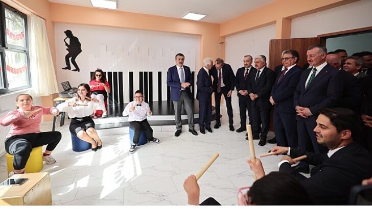 Lider Büyükakın: “Özel eğitim sınıf sayısını 336’ya çıkarıyoruz”