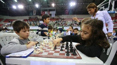 Lider Ünsal, çocuk lidere verdiği kelamı tuttu