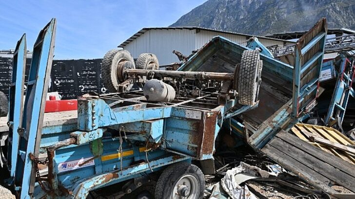 Manisa Büyükşehir hurda araç ve malzemeleri MKE’ye devrediyor