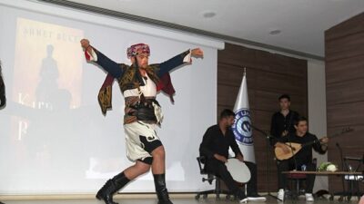 Muharrir Ahmet Büke Ege Üniversitesine Konuk Oldu