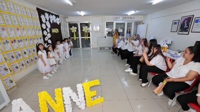 ‘Mutlu Çocuklar’dan annelere sürpriz