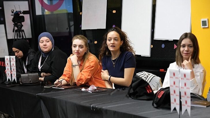 Netflix, Anadolu’daki Genç Yeteneklere Dayanağını Sürdürüyor