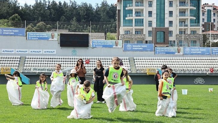 Nilüfer’de miniklerden tatlı mücadele