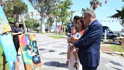 Öğrencilerden sanatla etrafa hassaslık iletisi