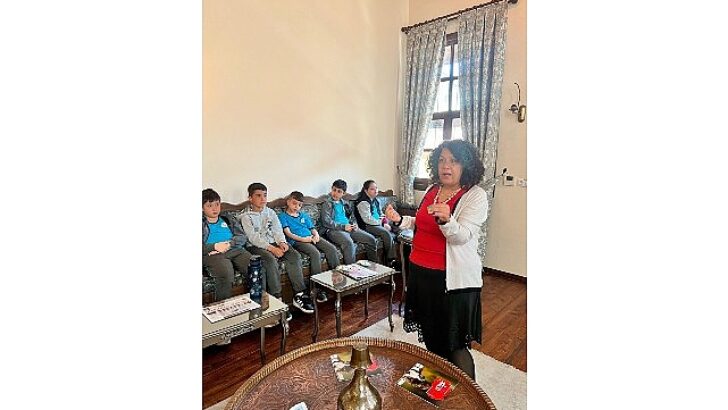 Osmangazi Belediyesi’nden çocuklara masal şöleni