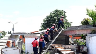 Osmangazi Belediyesi’nden öğrencilere arama kurtarma eğitimi