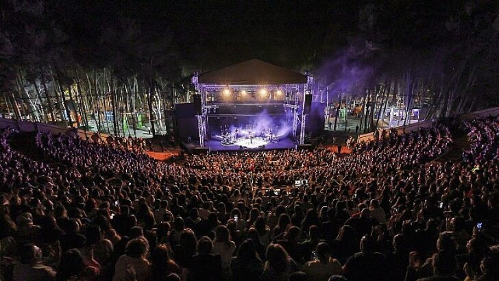 Paribu sponsorluğunda 2025 dönemi Açıkhava Konserleri başladı