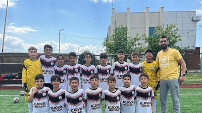 Şampiyon Burhaniye Belediyespor U-11