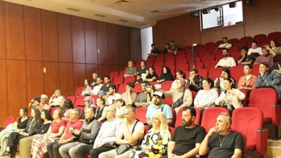 “Sanat Mani Tanımaz”