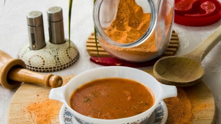 Sarımsaklı Tarhana Çorbası