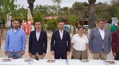 Seferihisar’da Turizm ve Etraf Şenliği renkli imajlara sahne oldu