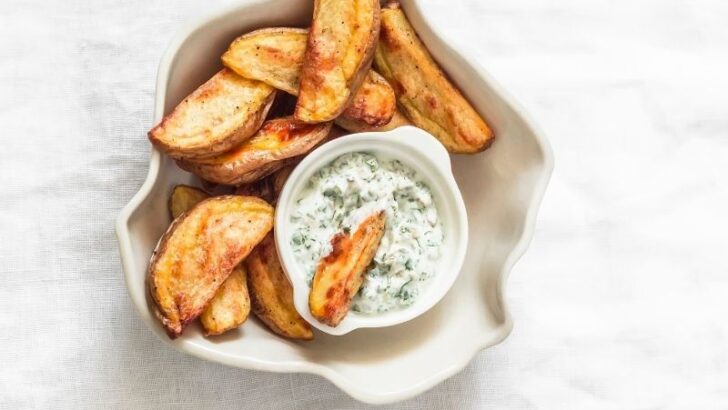 Tzatziki Soslu Patates