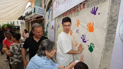 Urla Belediyesi bayanların yanında, toplumun her alanında