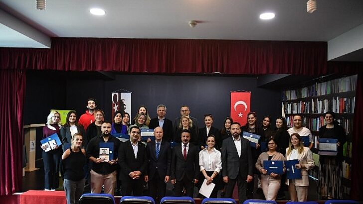 Uygulamalı Muhasebe Eğitimi Programı İlk Mezunlarını Verdi