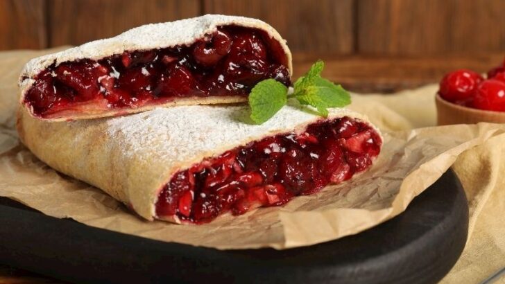 Vişneli Strudel