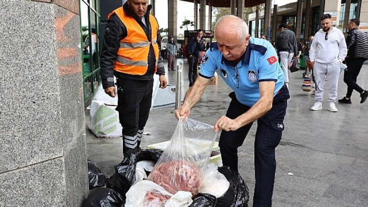 Yöntemsiz formda taşınan 300 kilogram ete el konudu