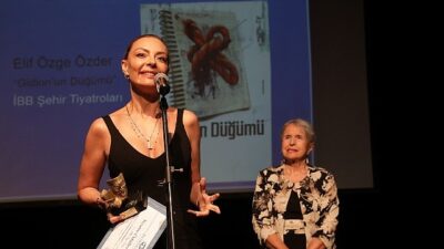 11. Ekin Yazın Dostları Tiyatro Ödülleri’nde Kent Tiyatroları’na 3 Ödül
