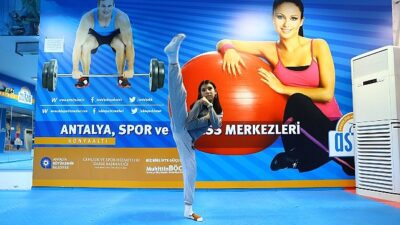 Antalyalı bayanlardan savunma sanatı kurslarına ağır ilgi