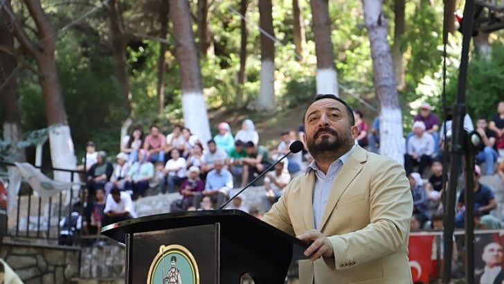 Bademli’de Kiraz Şenliği Coşkusu