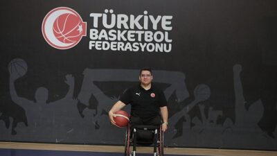 “Bağcılar Belediyesi Başantrenörü Emrah Elban U23 Ulusal Kadrosu ile Dünya Şampiyonası’nda”